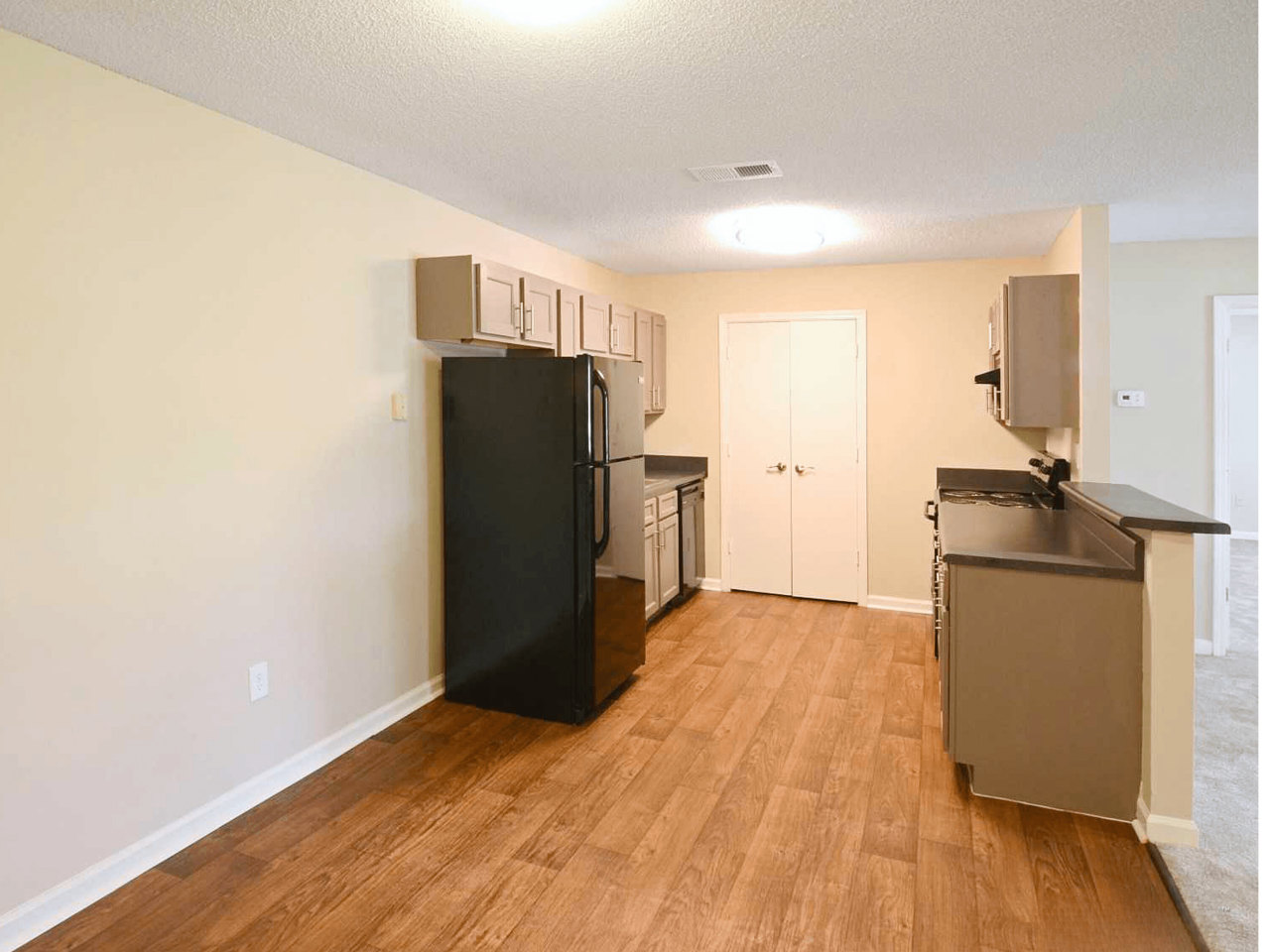 Waverly Apartments Image 44