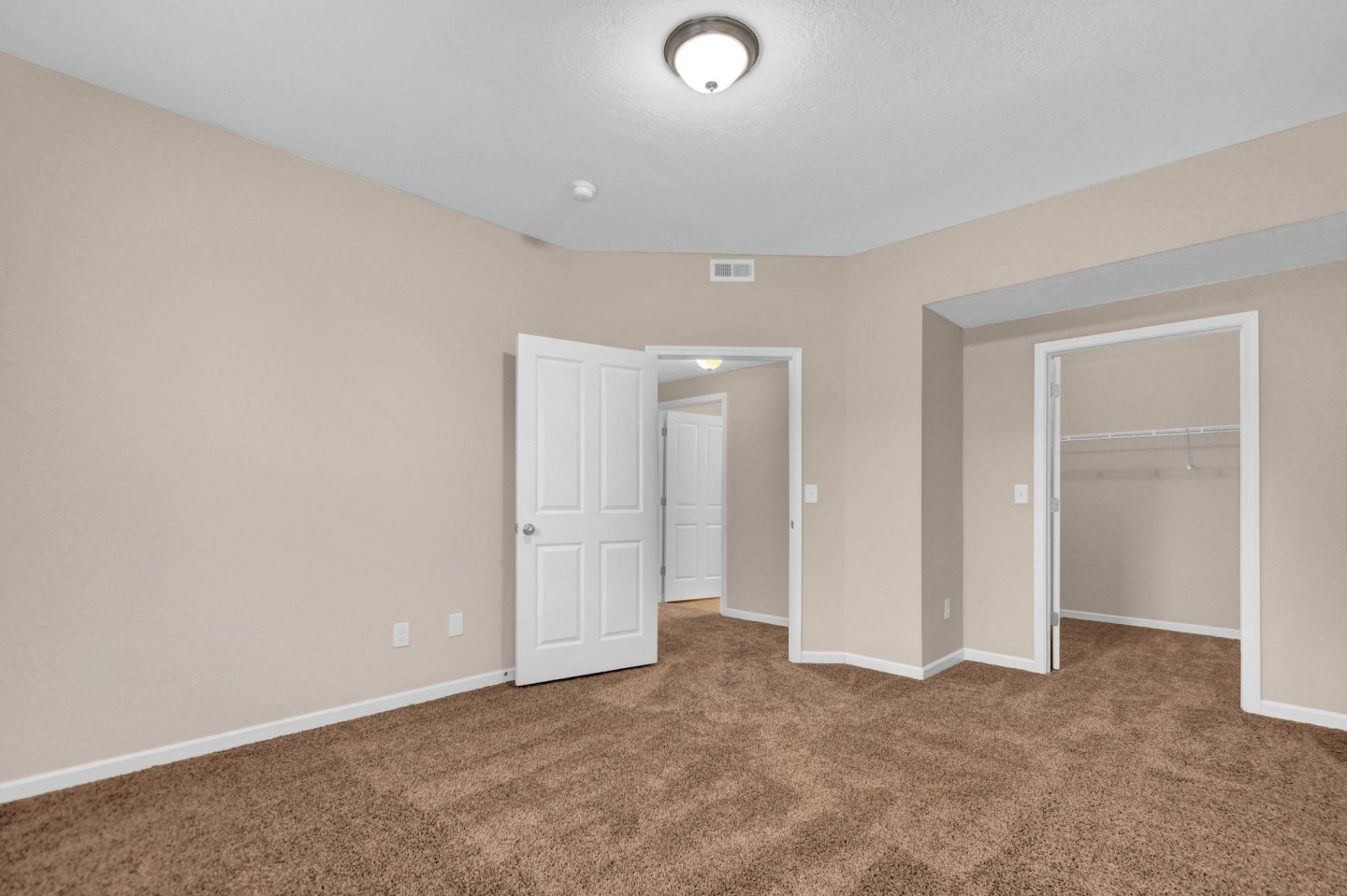 Crosspoint Apartments Image 8