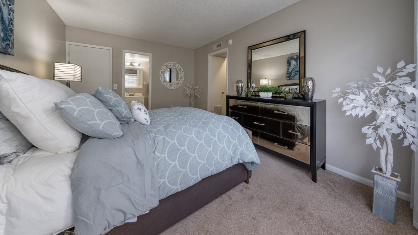 Enclave at Lake Ellenor Image 32