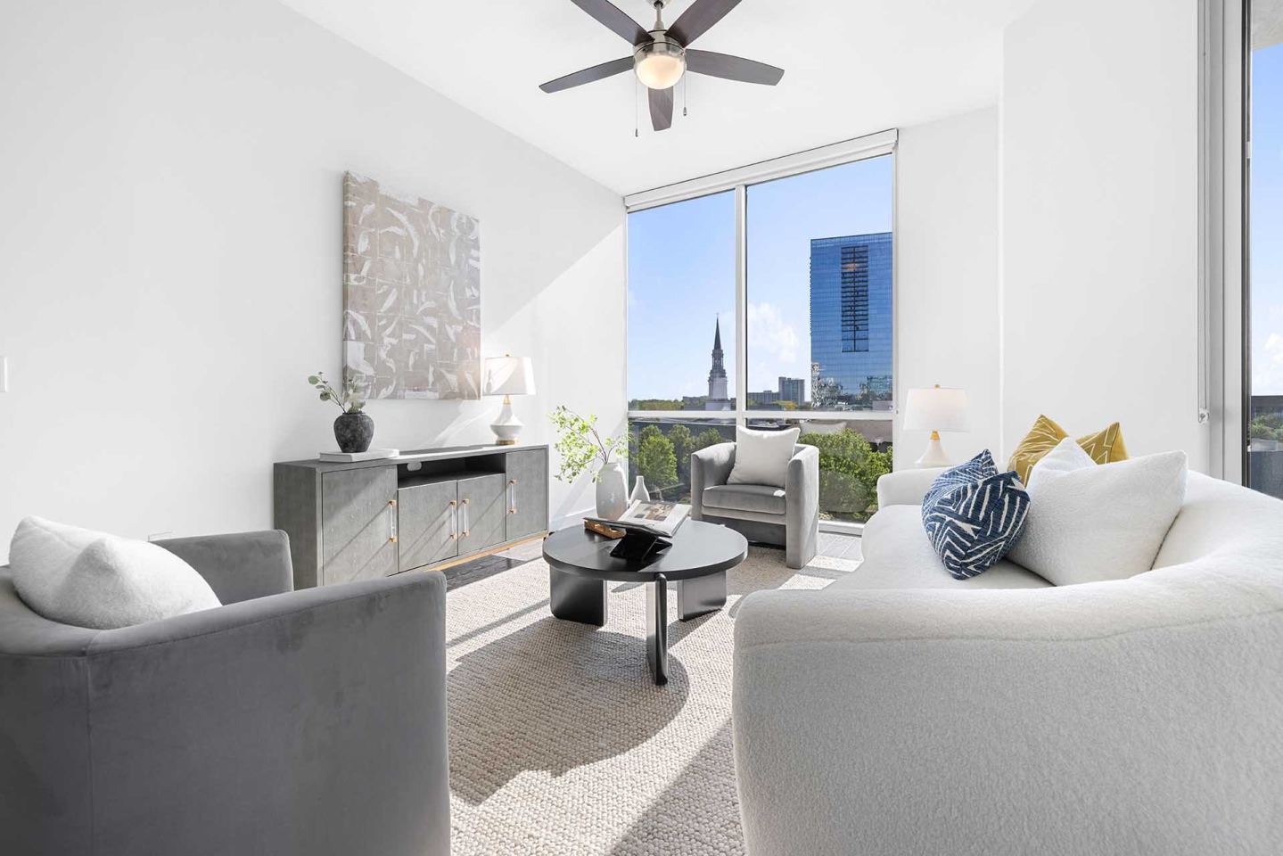 The Huntley Luxury Apartments Image 24