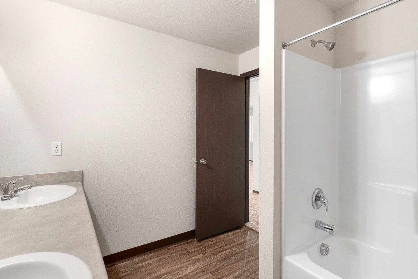 Bel Cielo Apartments Image 31