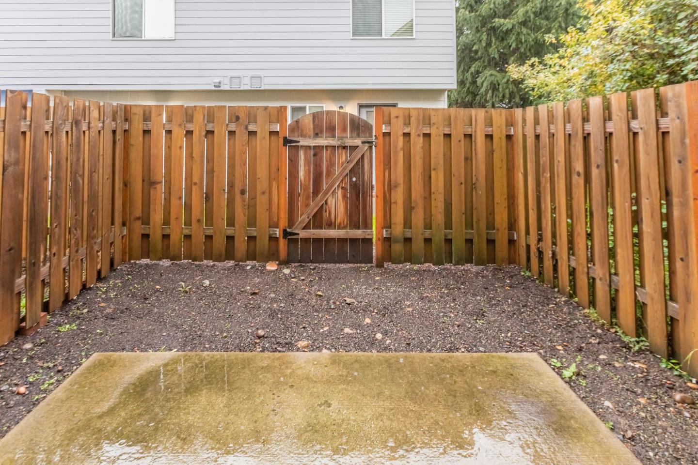 Fairview Court Townhomes Image 11