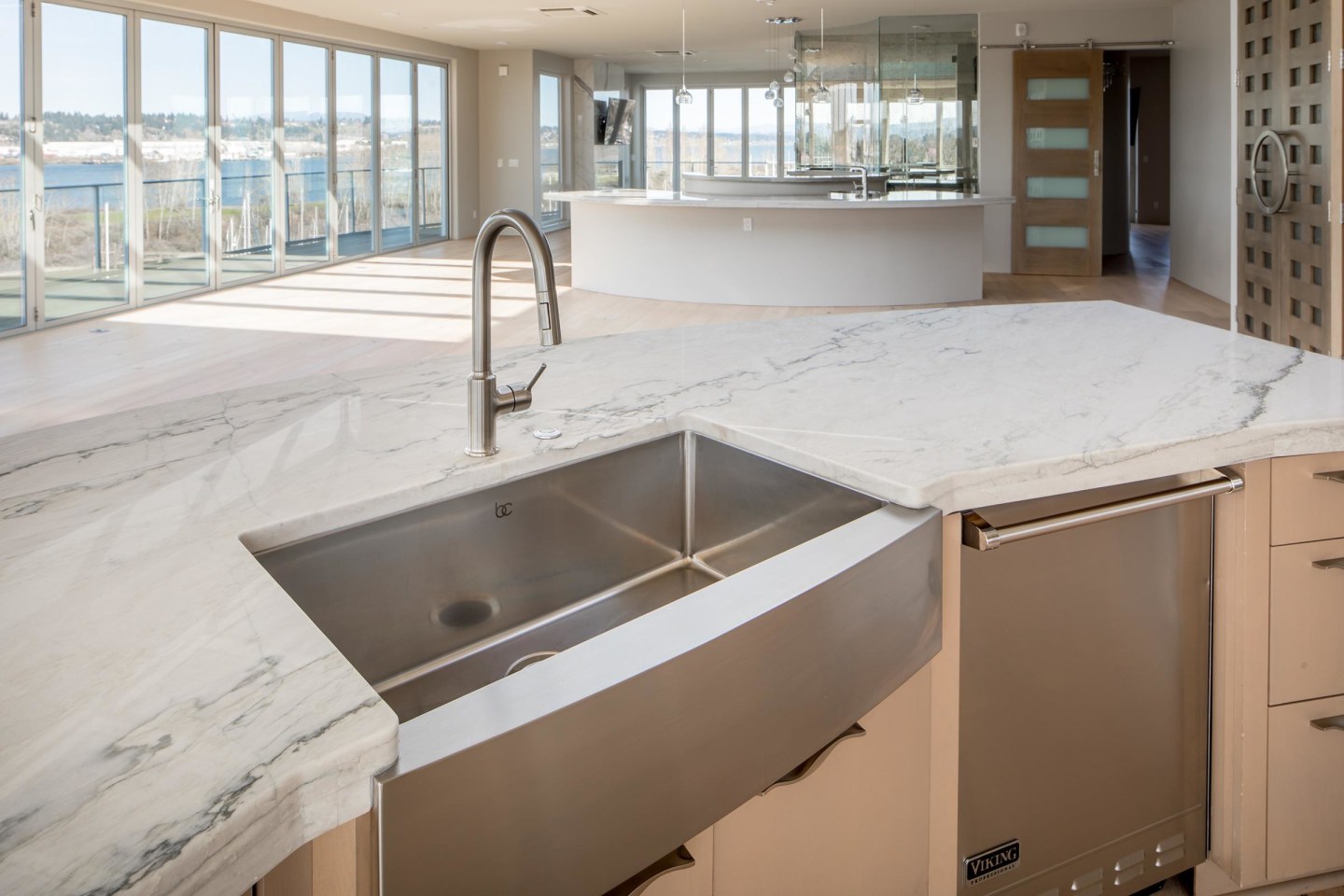 Yacht Harbor Club Image 41