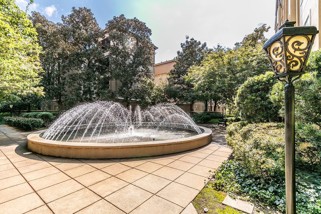 1401 West Paces Image 39