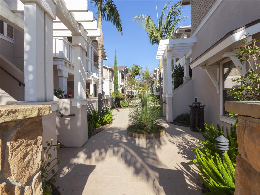 Ralston Courtyards Image 23