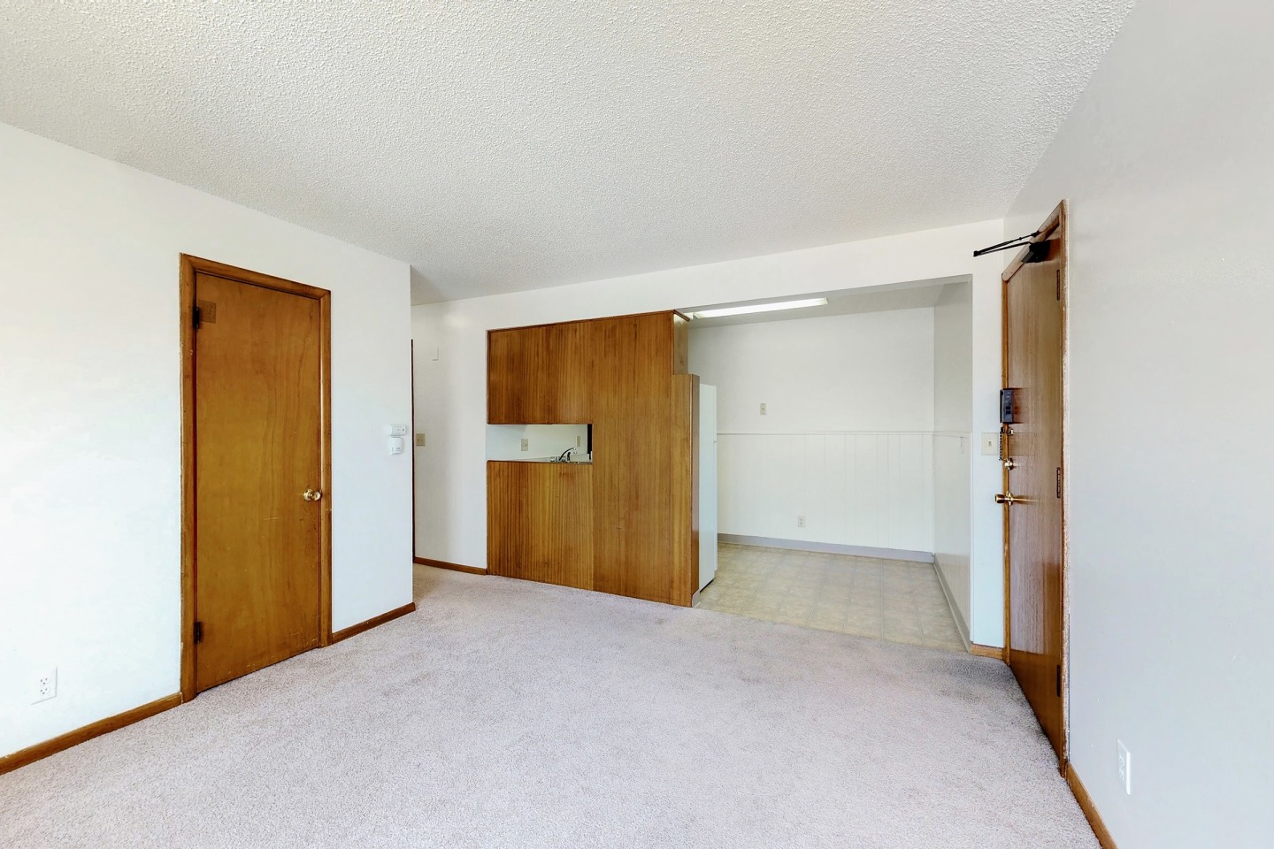Plaza Manor Image 26