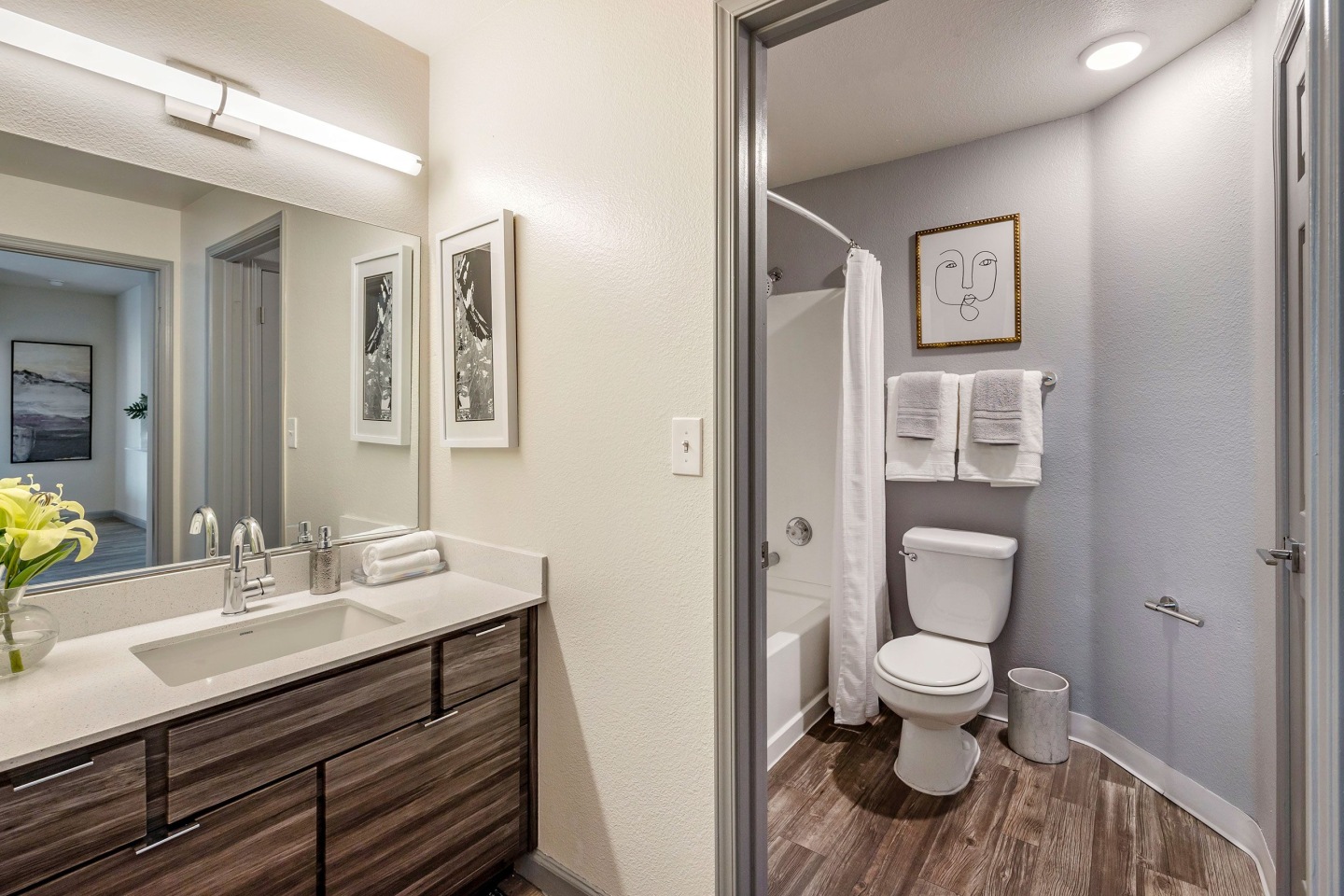 The Paisley and Pointe at Centennial Hills Image 25