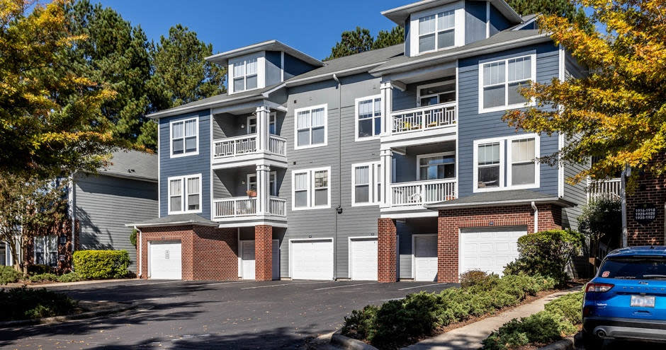 High House at Cary Apartments Image 3