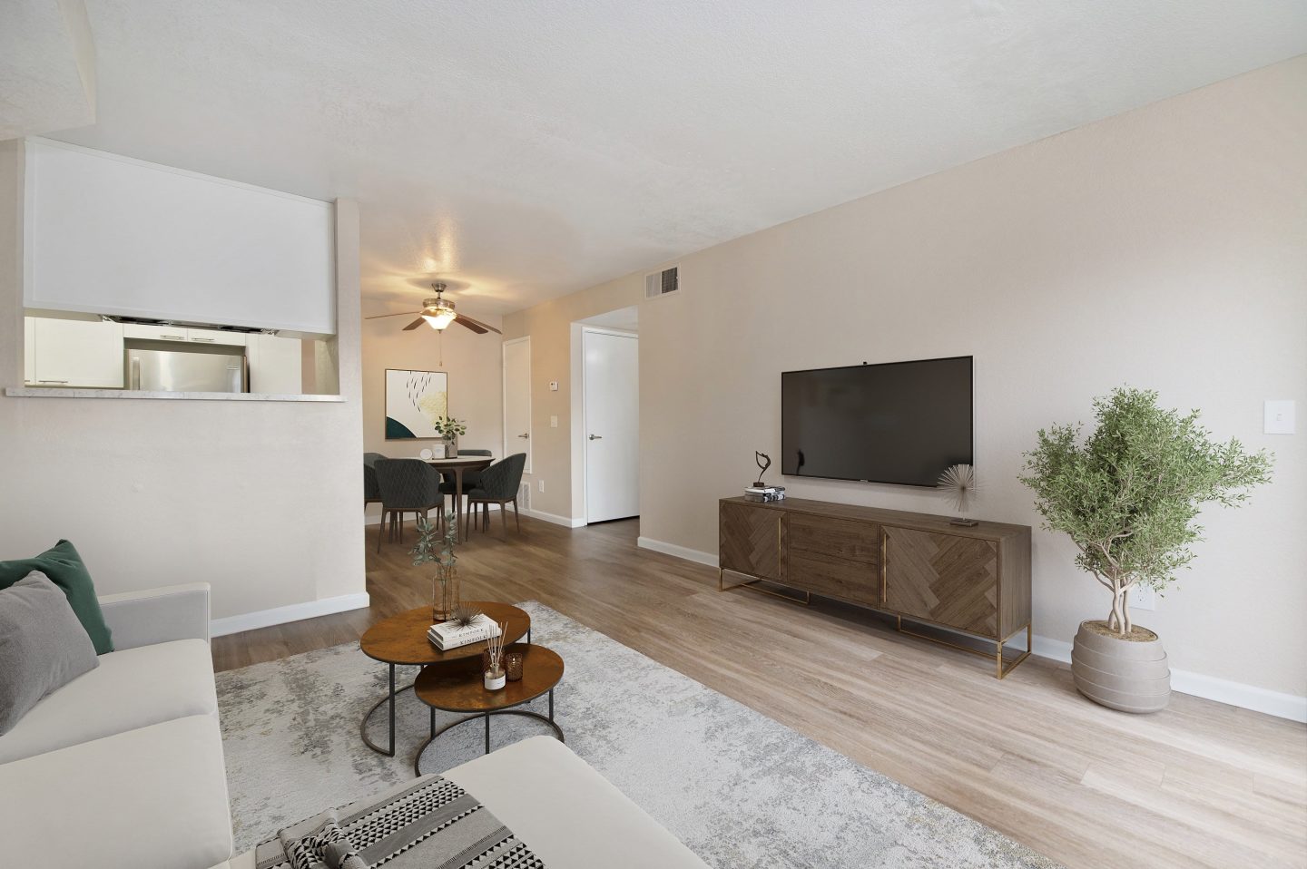 Cobblestone Creek Image 9