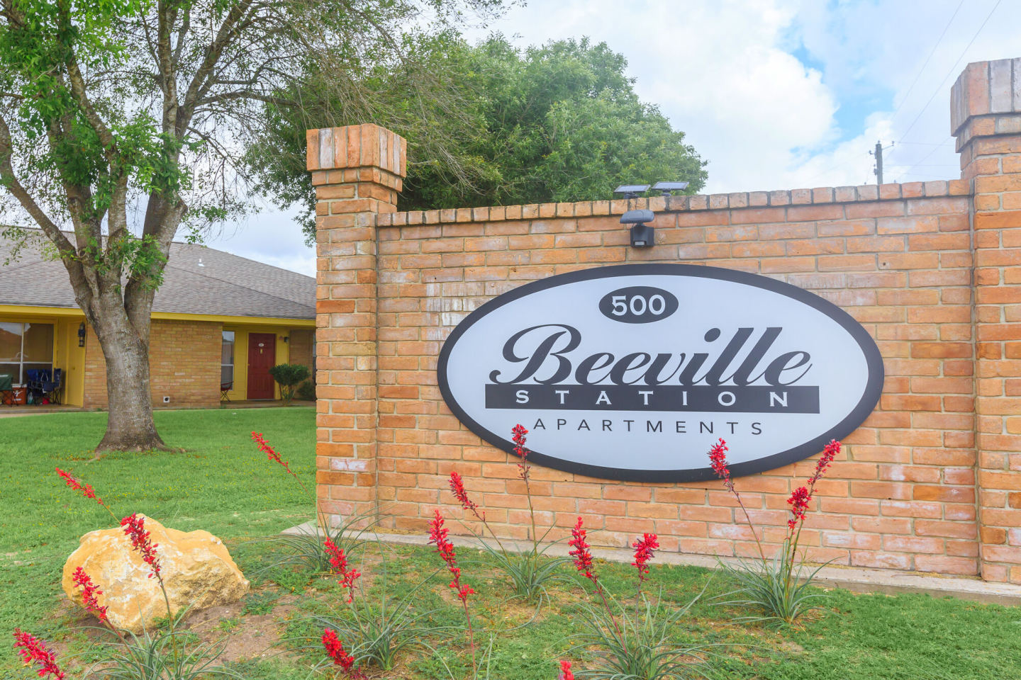 Beeville Station Image 7