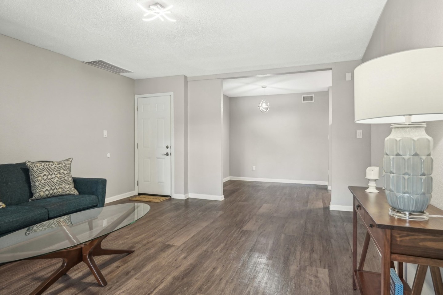 Avondale Village Image 37
