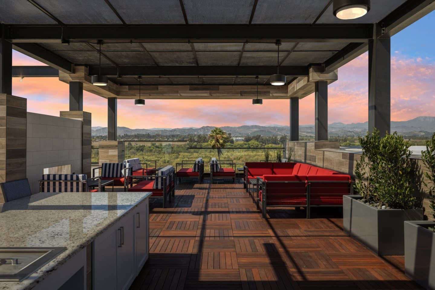 Panorama Apartments Image 39