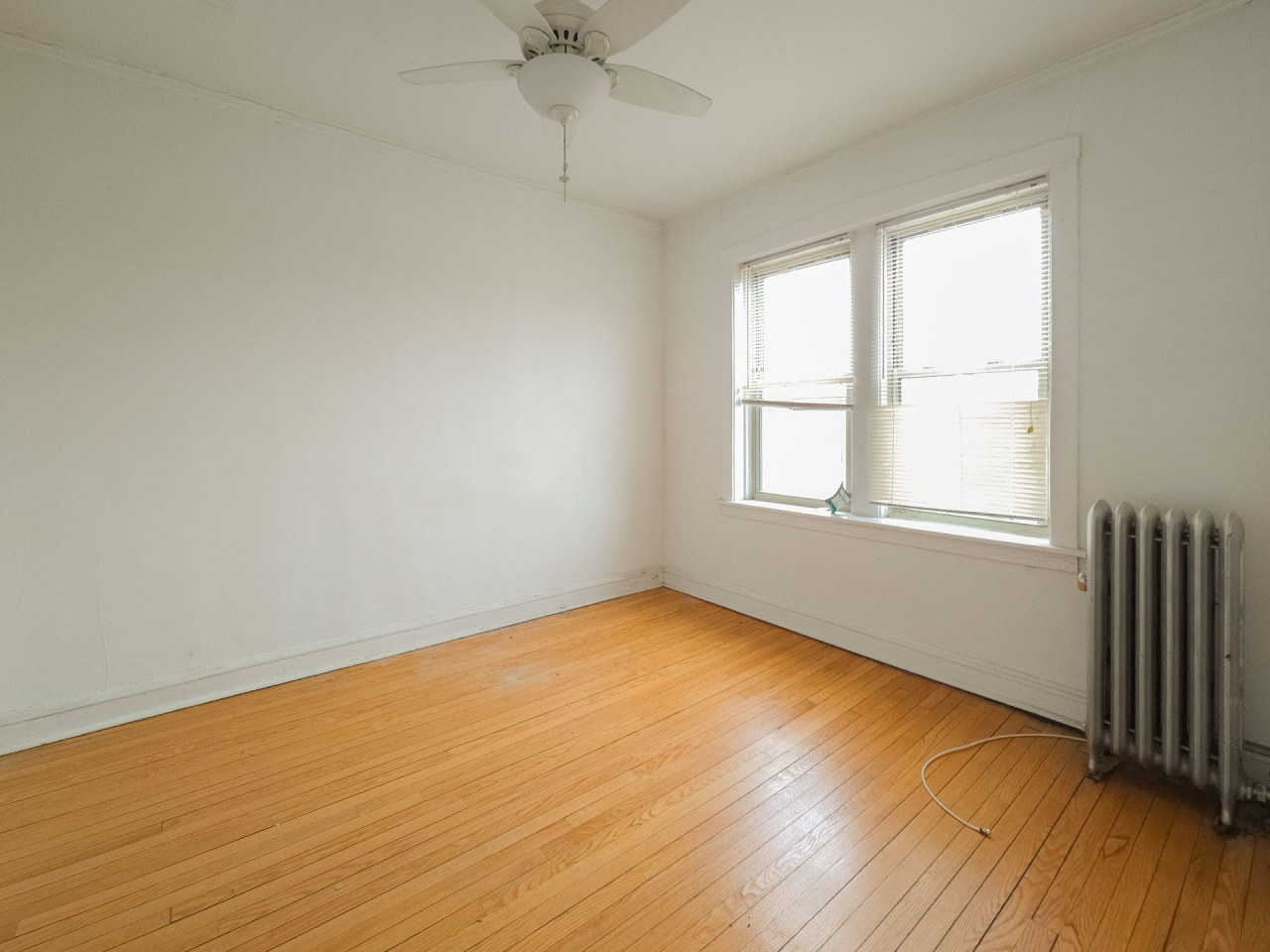 4501-09 N Greenview Image 2