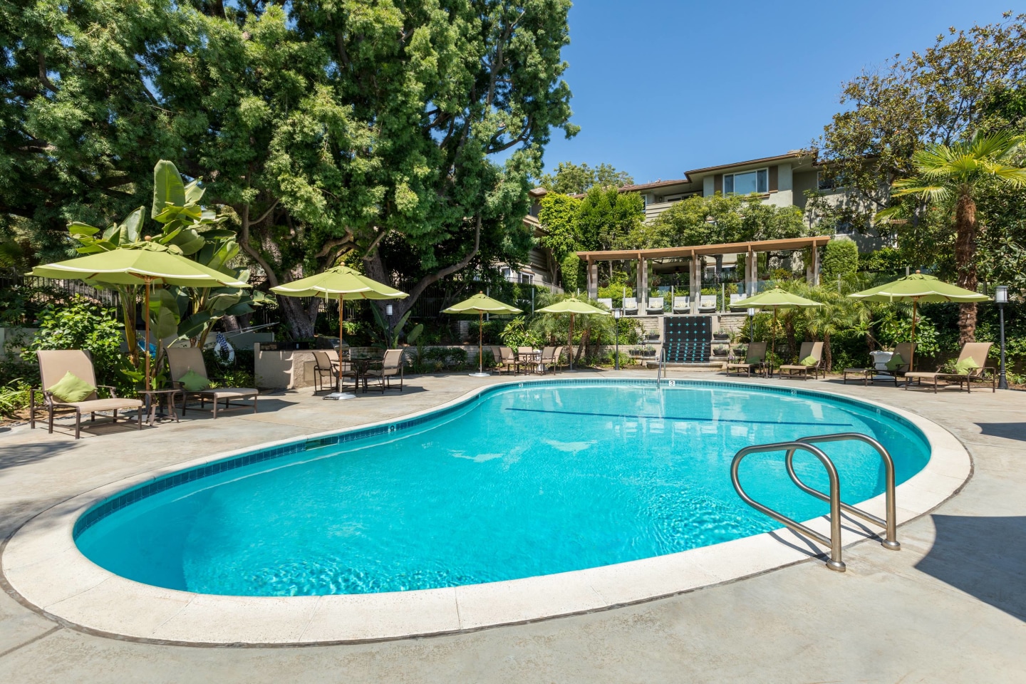 Orange Grove Circle Image 6