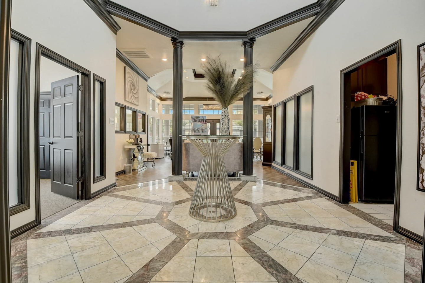 Coronado Villas Image 3