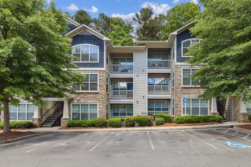 Anderson at Clairmont Image 17