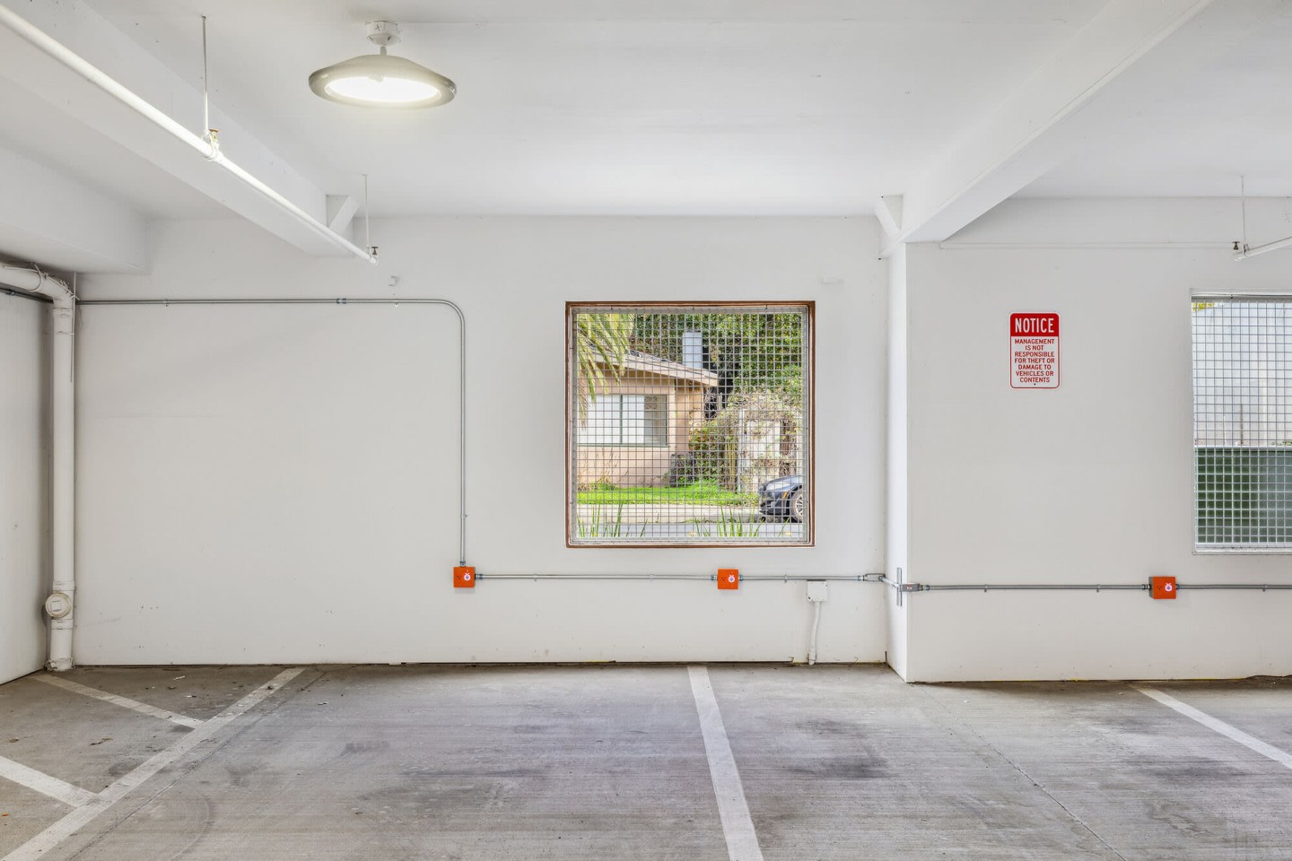 Pullman Modern Urban Apartments Image 61