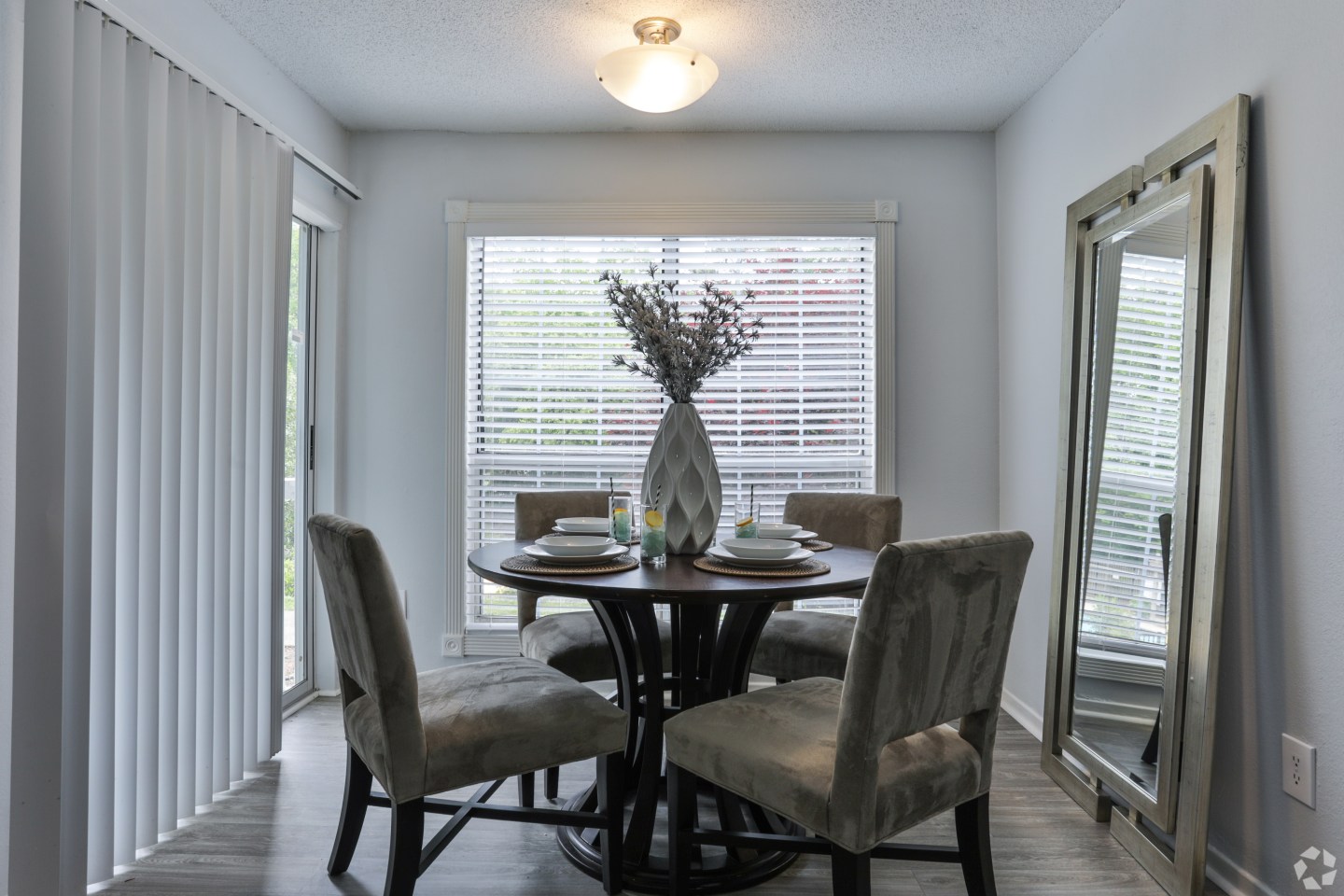 SoCO Apartments at Vinings Image 13