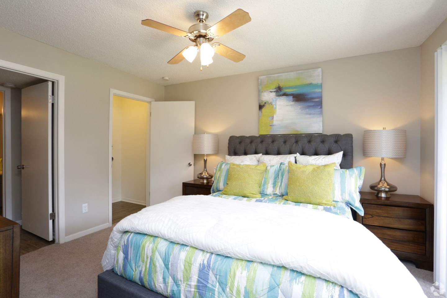 Pindo Pointe Apartments Image 1