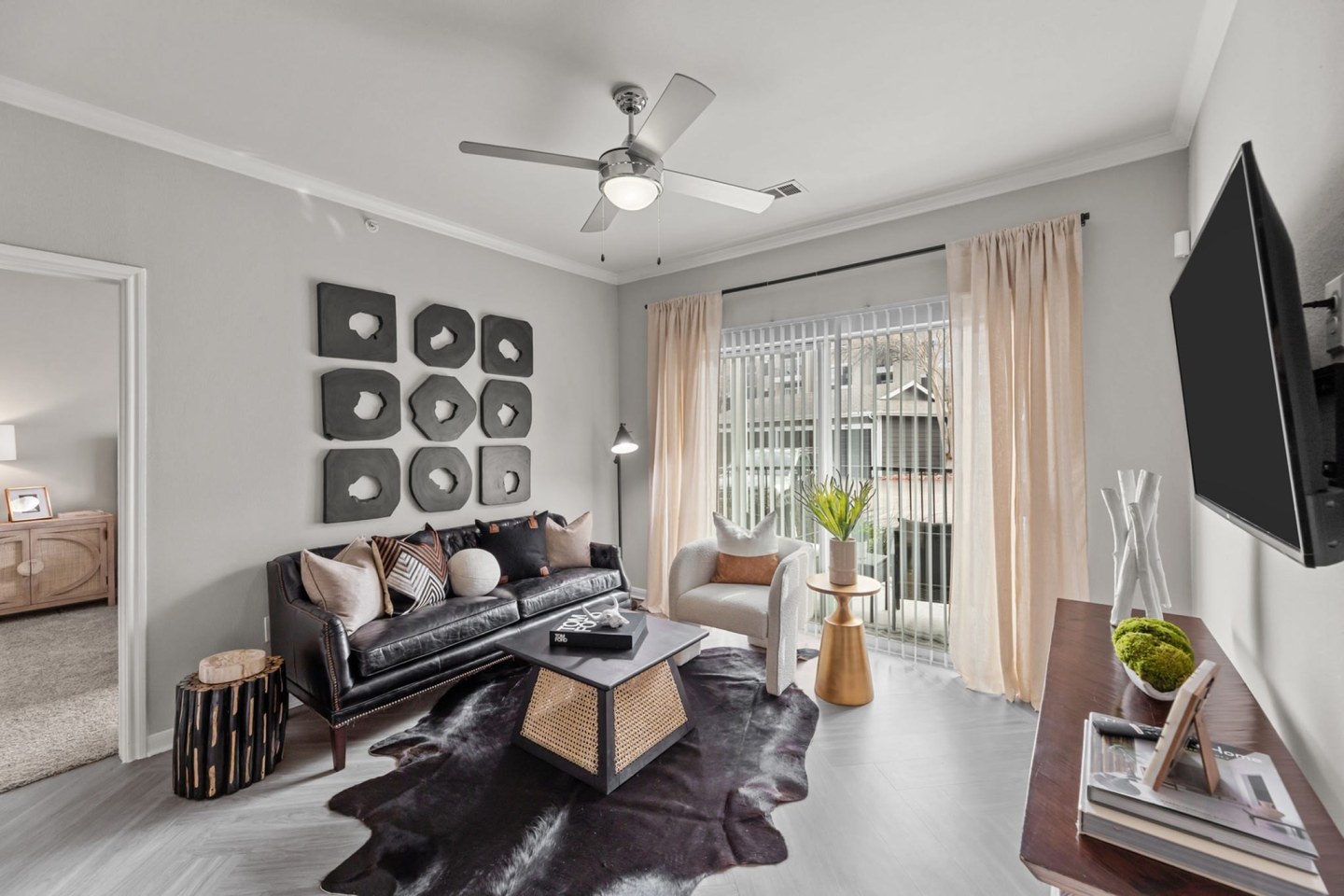 Aspect Image 9