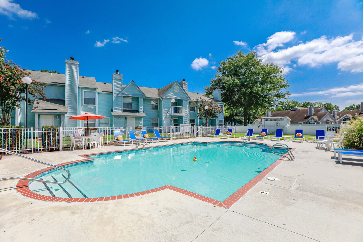 Royal Pointe Image 9