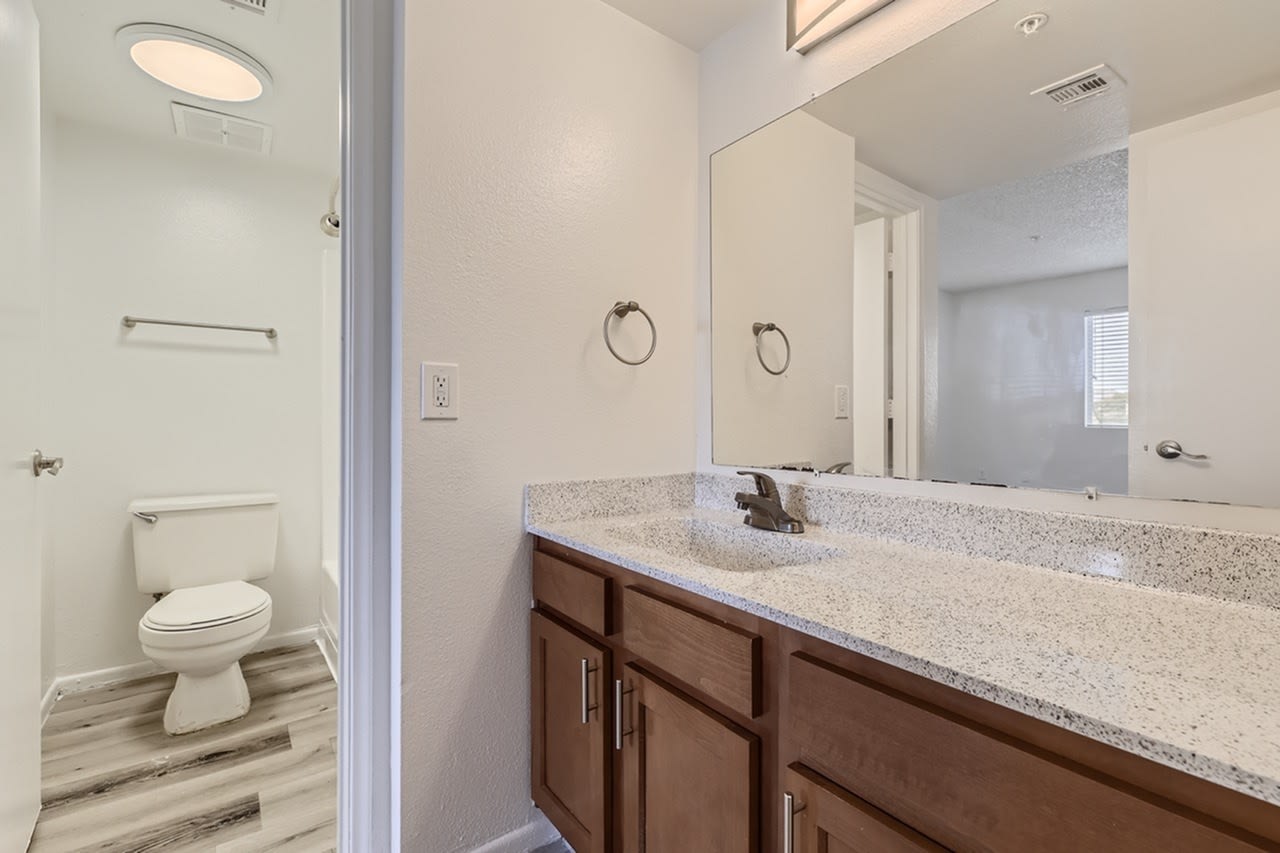 Rise Midtown Apartments Image 35