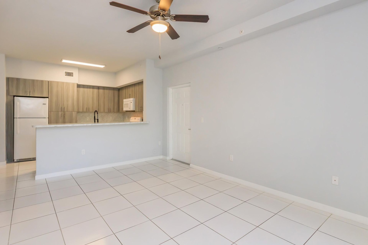 South Pointe Image 7