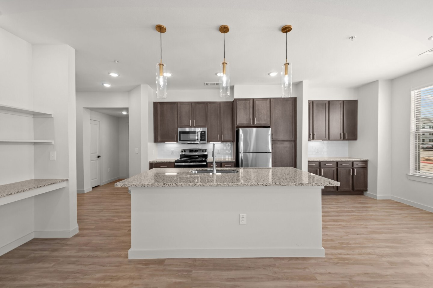 Arden 231 Image 4