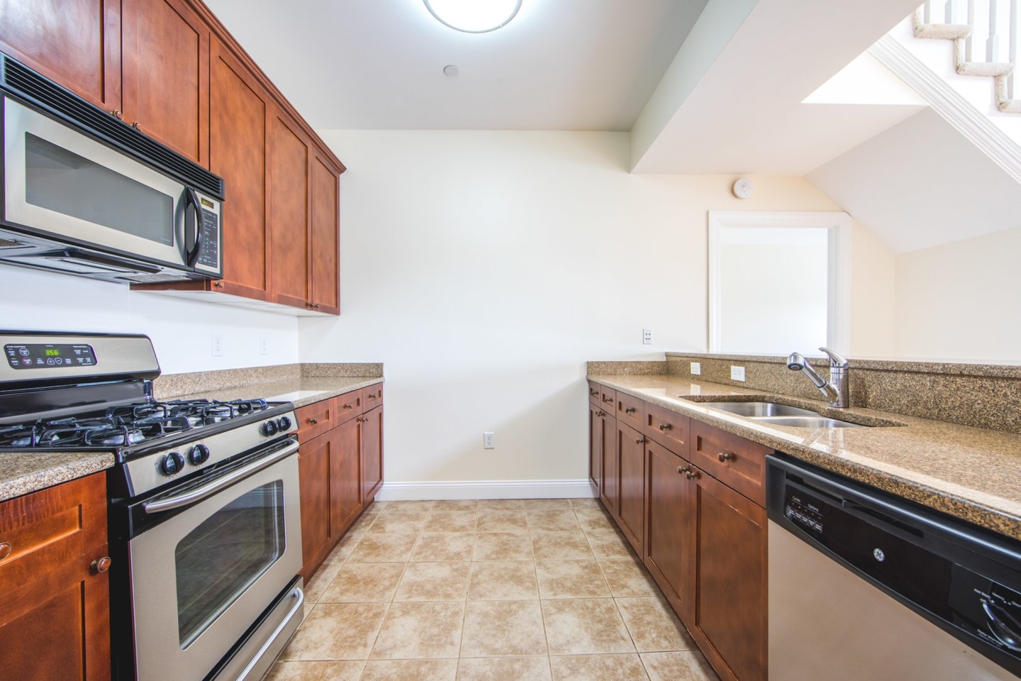Grandview Apartments Image 21