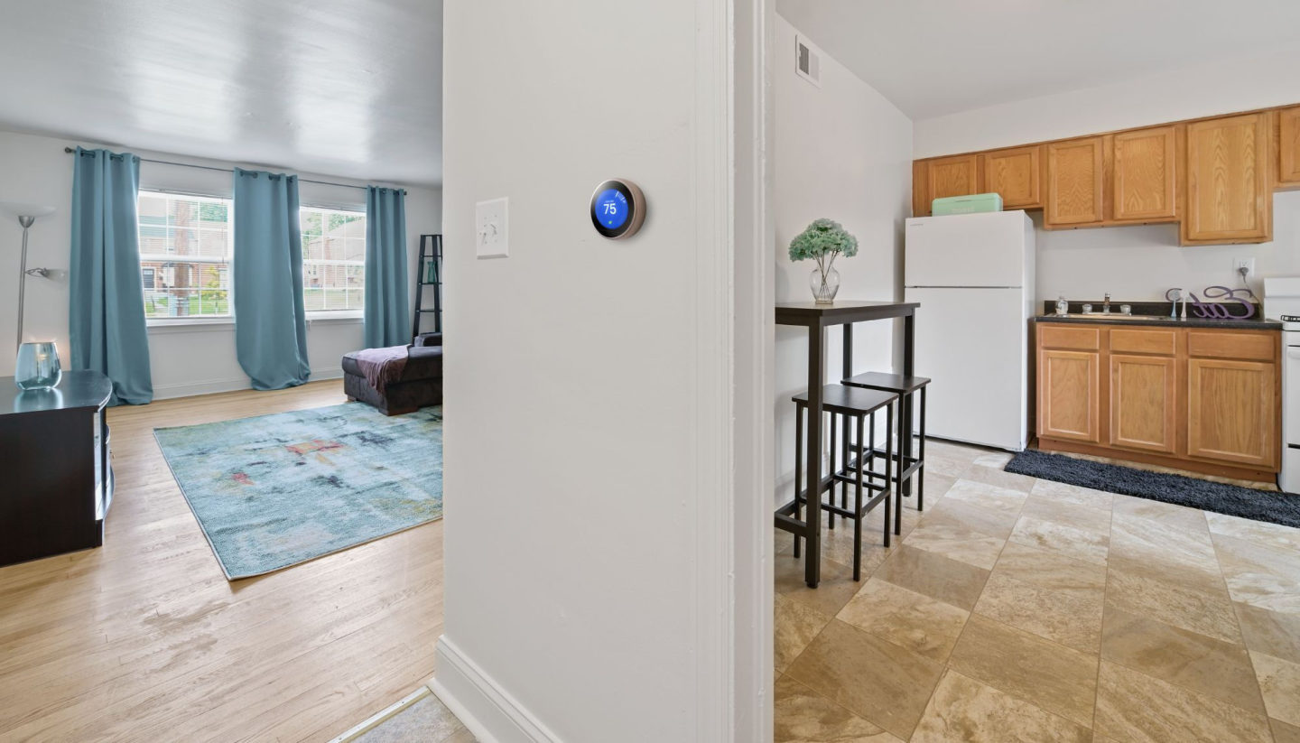 Loch Raven Village Apartments Image 19