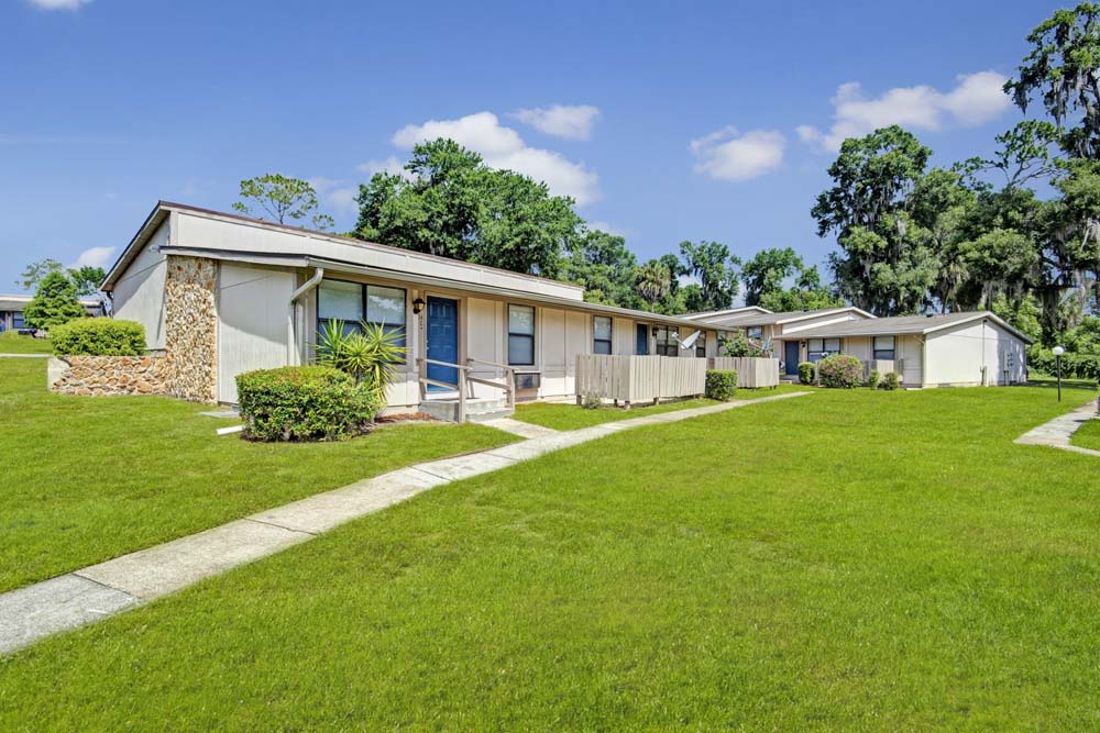 Applewood Apartments Image 16