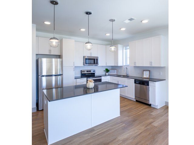 2501 Beacon Hill Image 56