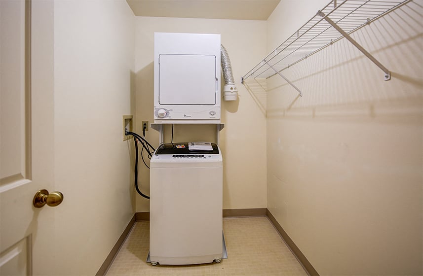 Lake Oaks Apartments Image 12