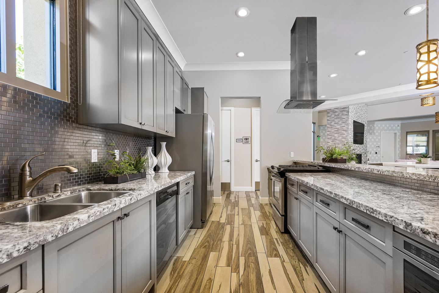 La Verne Village Luxury Apartment Homes Image 22