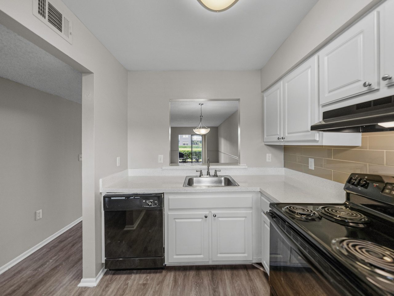 The Park at Topaz Tuscana Apartment Homes Image 3