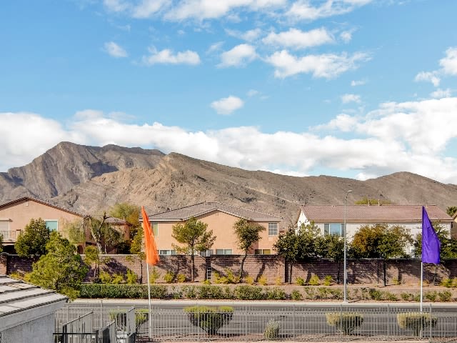 Tierra Villas at Lone Mountain Image 21