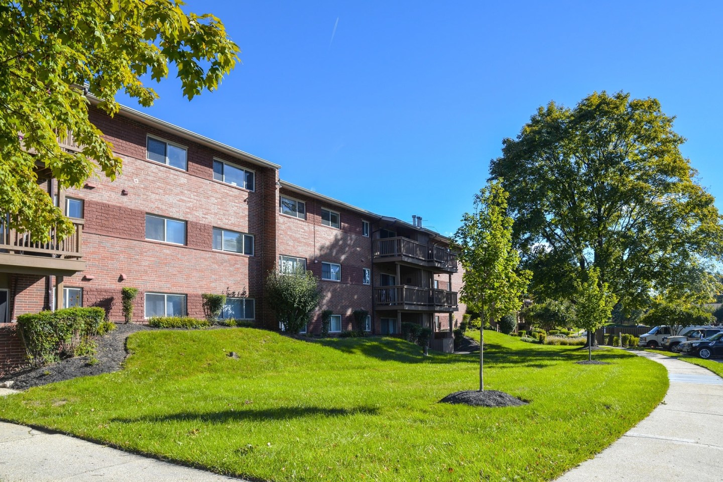 Walker Manor Image 19