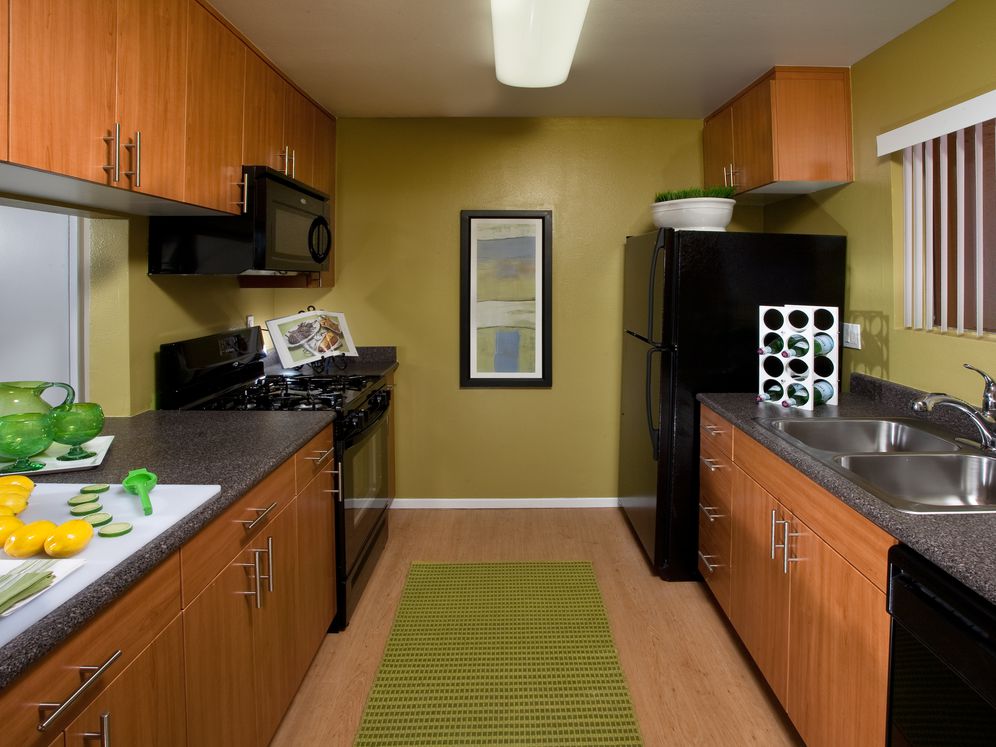 Avalon Woodland Hills Image 11