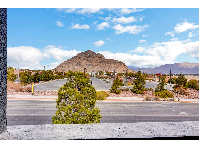 Tierra Villas at Lone Mountain Image 55