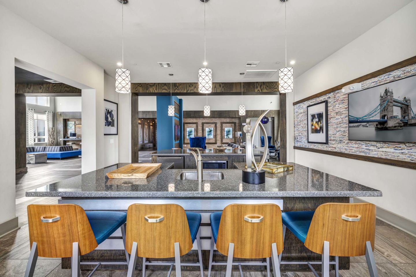The Peri on Westheimer Image 4