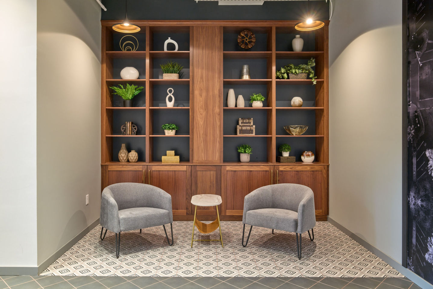 The Seville Apartments Image 8