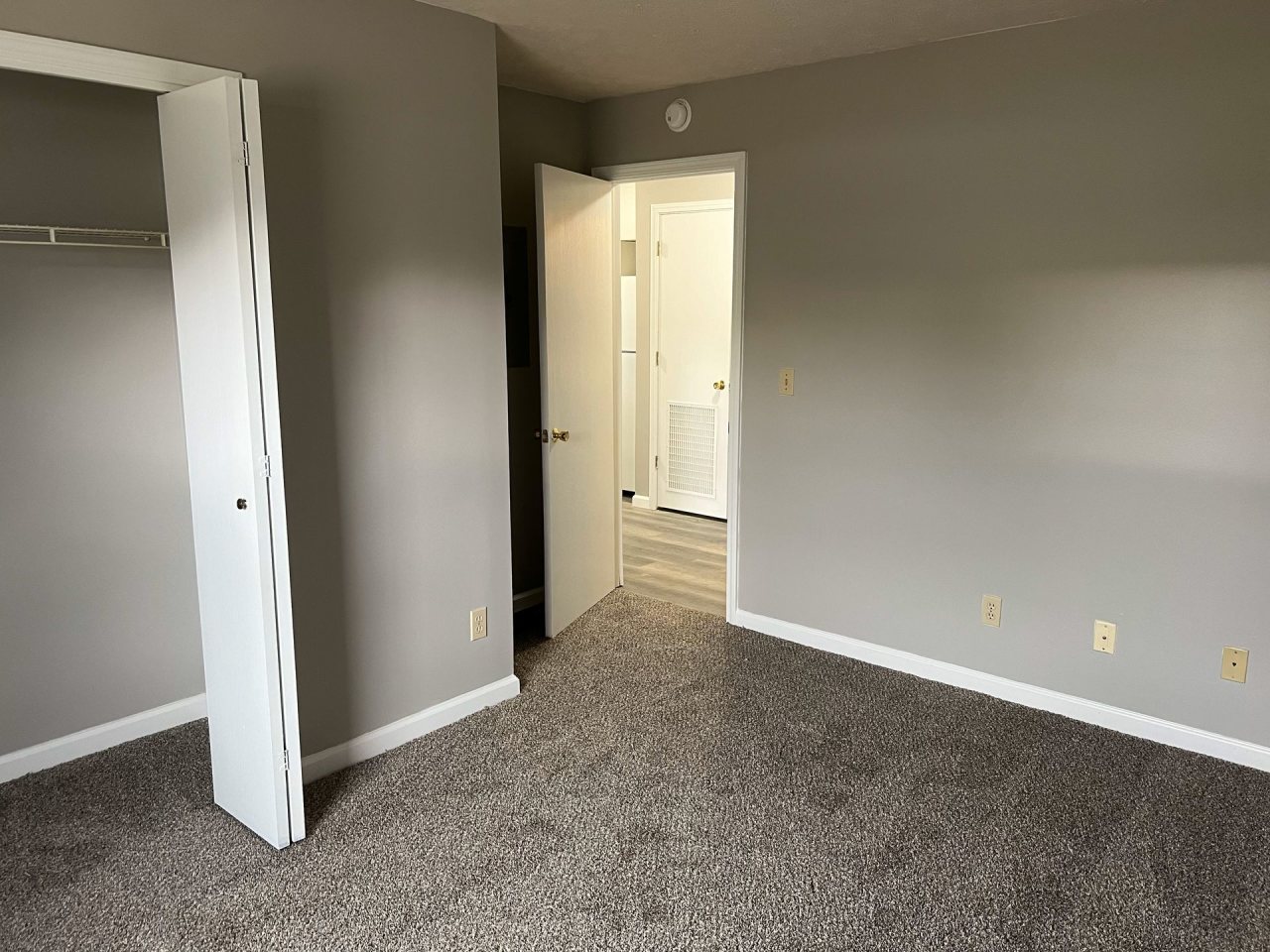 Elston Point Image 17