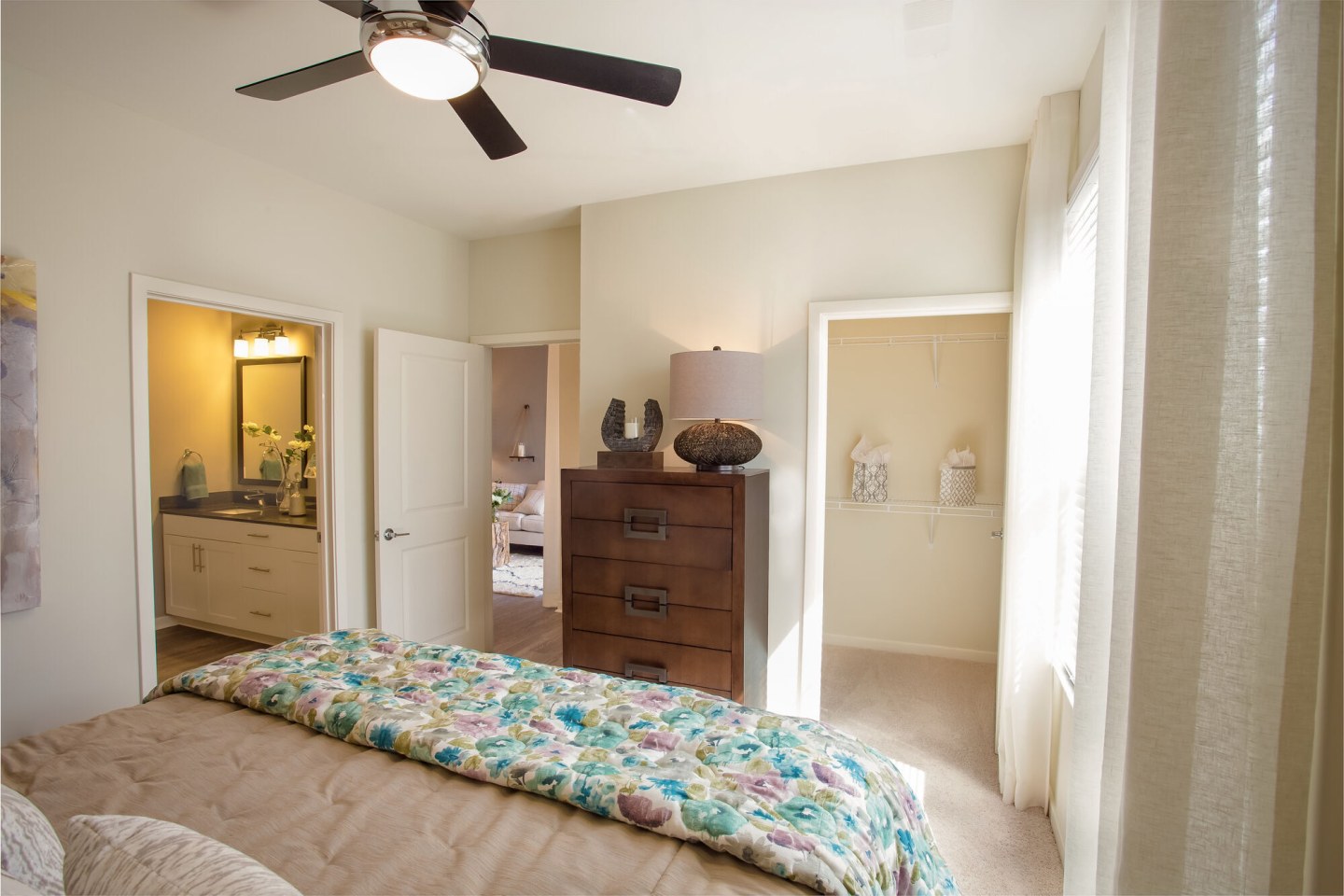 Boulevard at 3200 Image 12