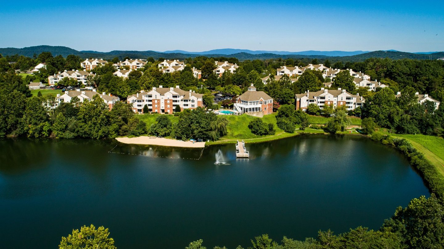 Lakeside Image 8