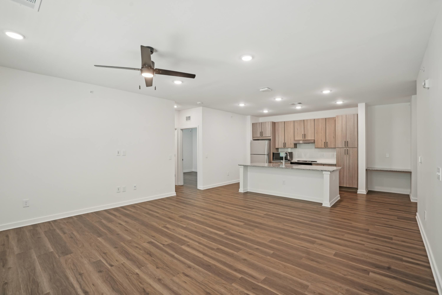 The Pullman Luxury Apartment Homes Image 40