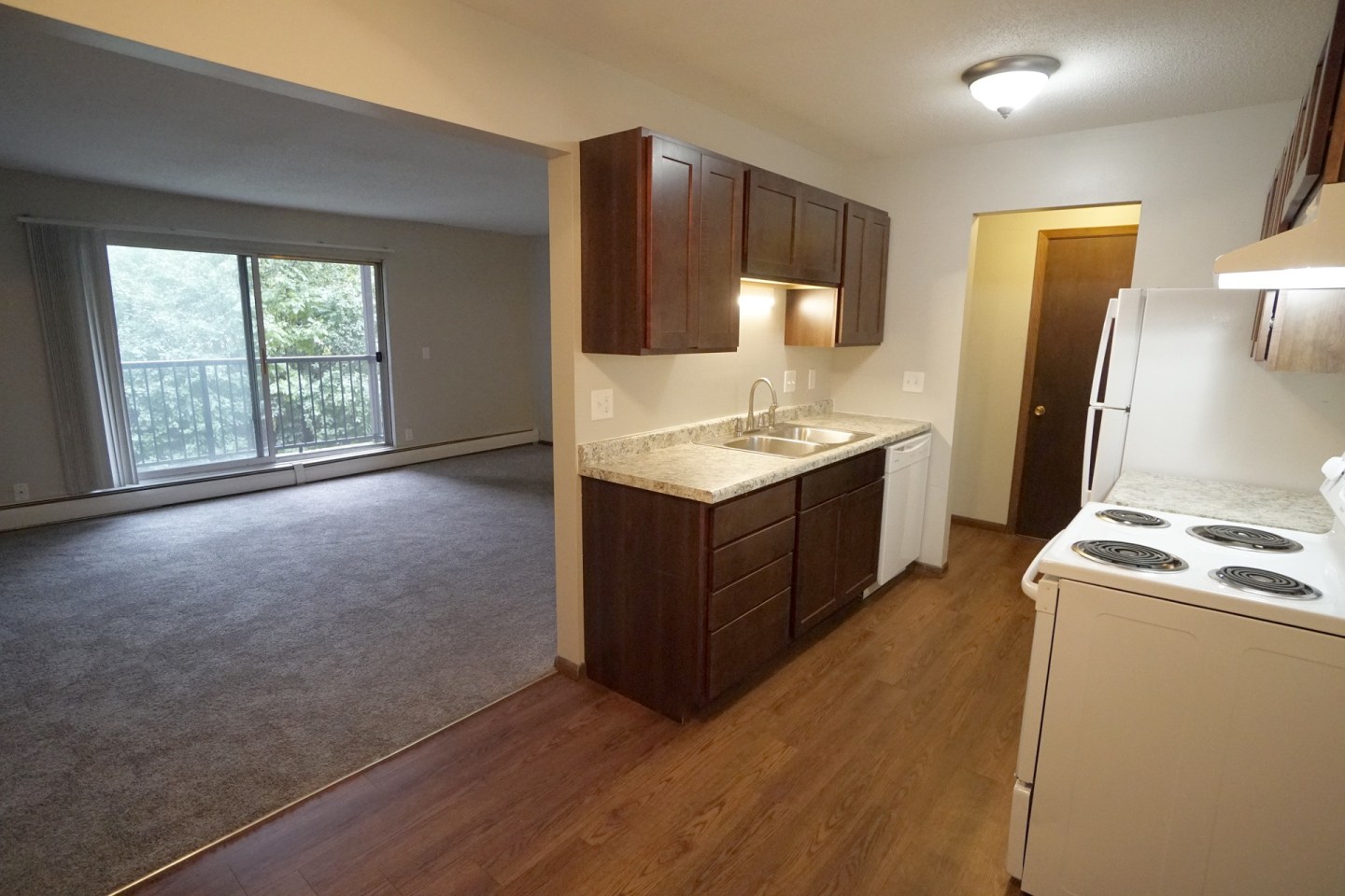 Edina Manor Image 18