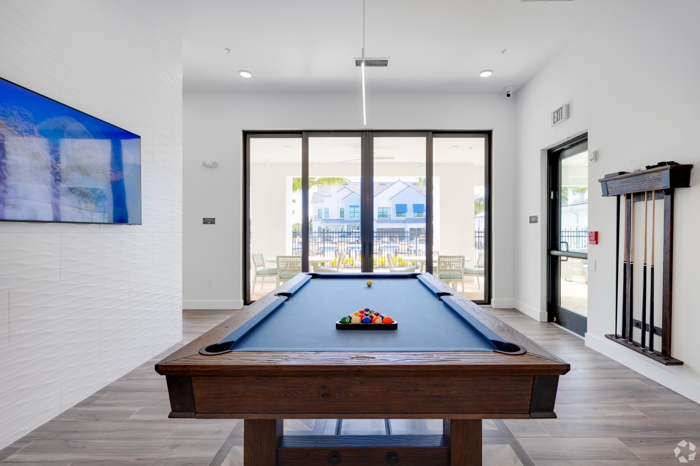 Imperial Crossing Luxury Apartment Homes Image 10