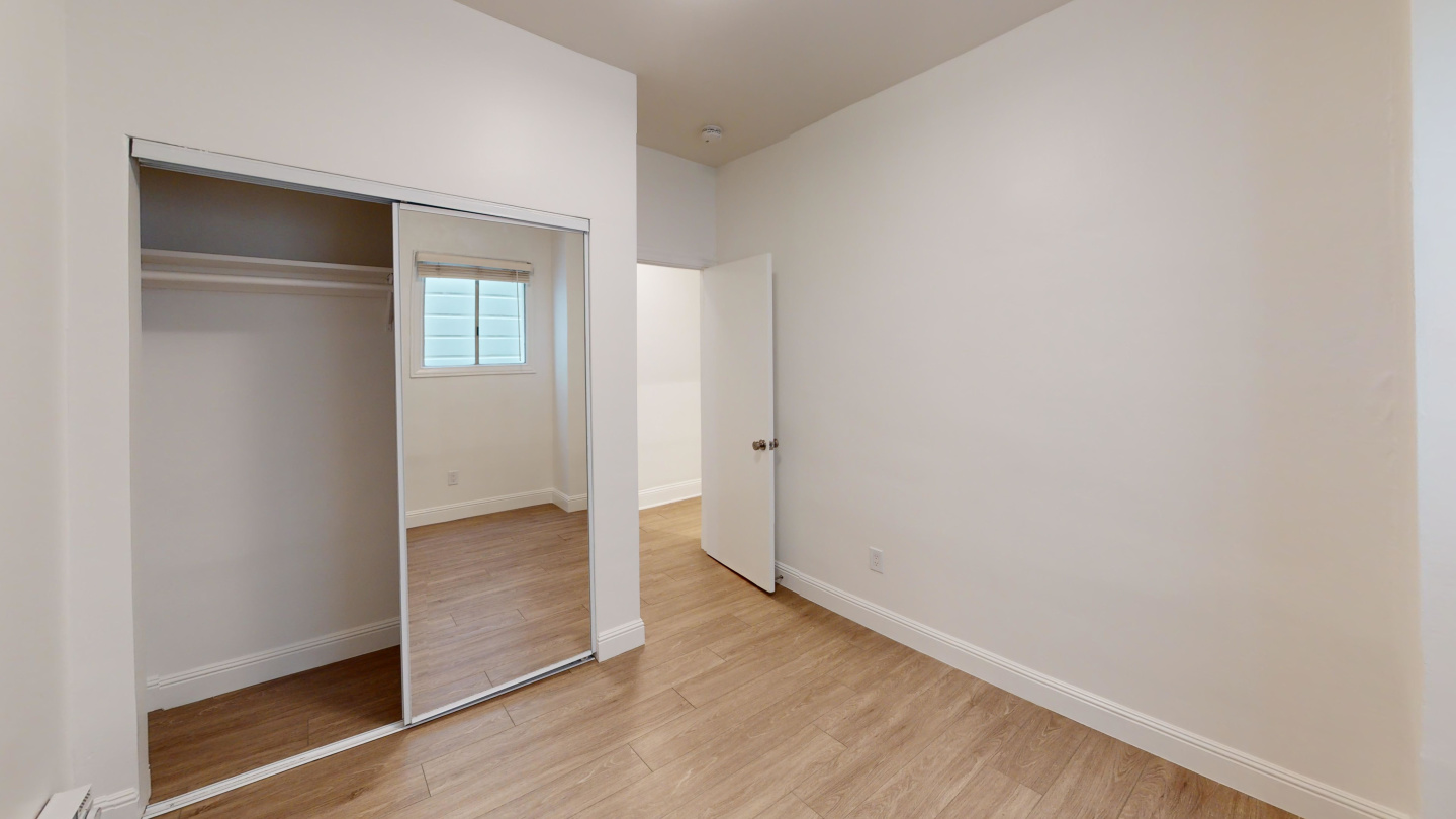 2500 Van Ness Image 3