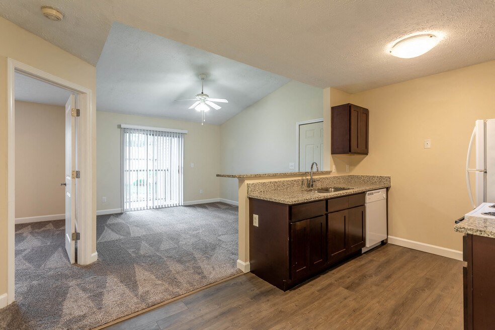 Bayside Apartment Homes Image 2