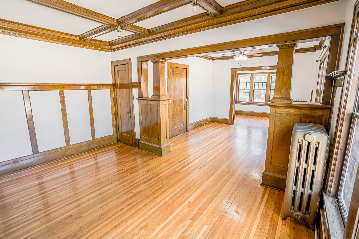 990 Grand Avenue Image 10